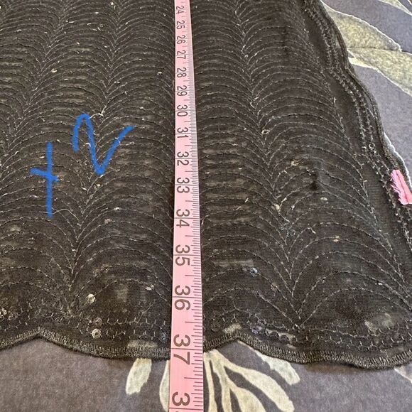 Vintage black scalloped sequin scarf lightweight dressy evening EUC - Picture 9 of 16